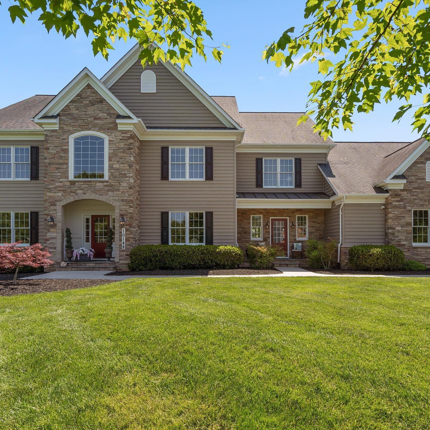 JUST SOLD by @realboblucido + @tracymazzalucido in 5 DAYS for $75,000 over list price! 

10148 Saddlebrook Farm Trail | Woodstock, MD 

YOURS COULD BE NEXT! Call 410.465.6900 or visit boblucidoteam.com to buy or sell a home today. (Link in bio)

#luc