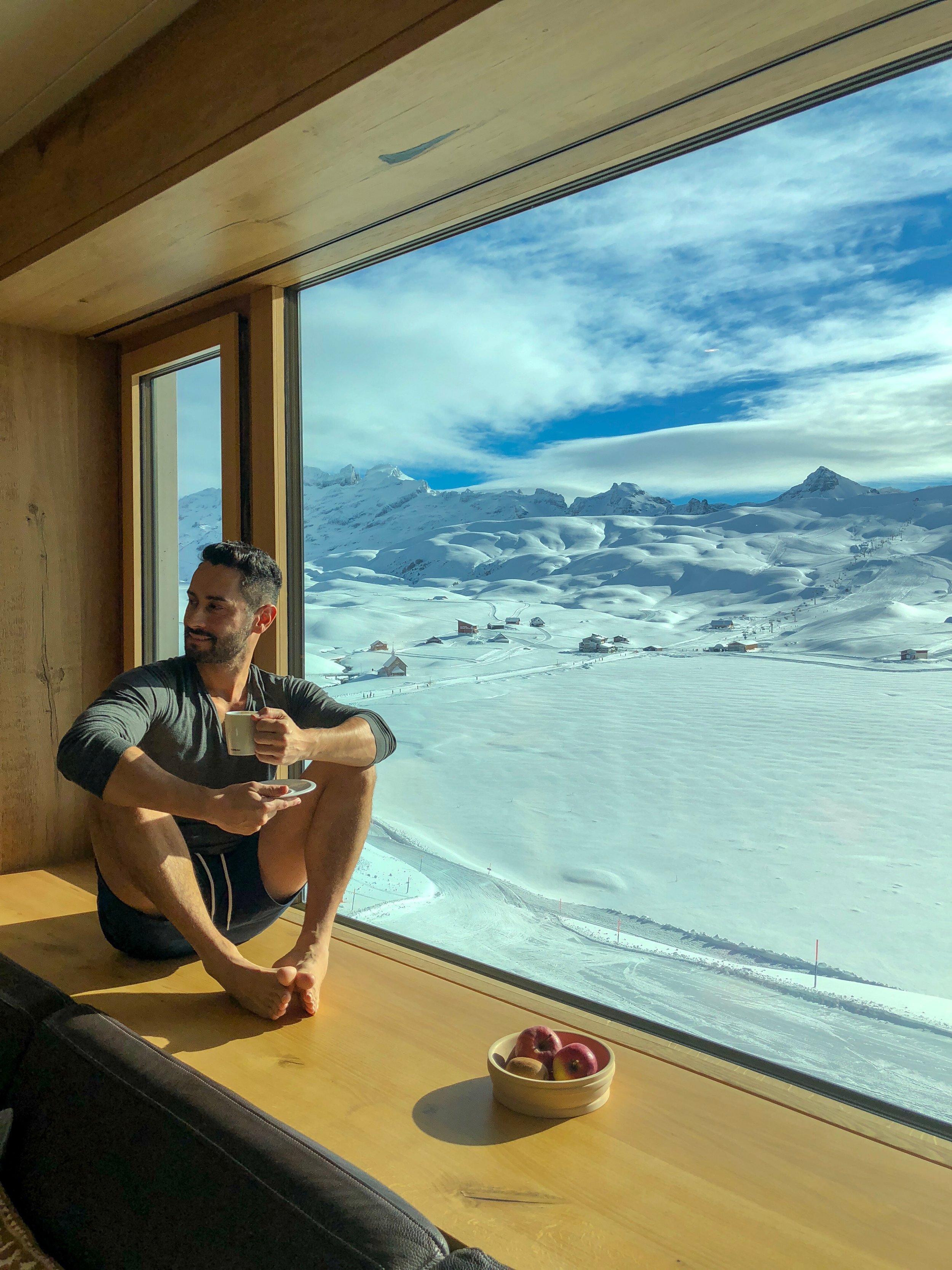  O Frutt Resort &amp; Spa é o hotel 4 estrelas superior mais alto da Europa! Ideal para quem quer aprender a esquiar e relaxar. 