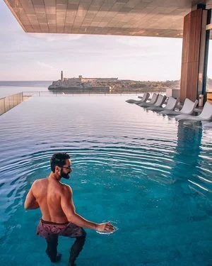 IberoStar Grand Packard Havana