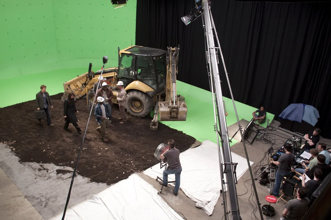 Martin Wood directs a green screen scene on Sanctuary . Photo by Jeff Weddell