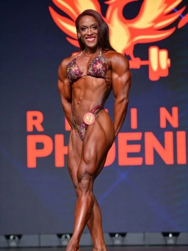Ashley Fuller IFBB Pro/IG: @aref_meraki
