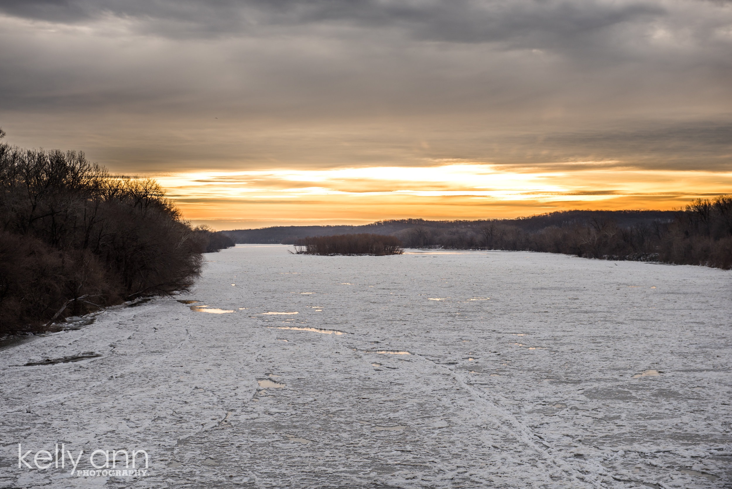 20170108lakeriversunrise-3.jpg