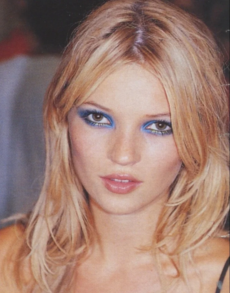 Kate Moss (1990)