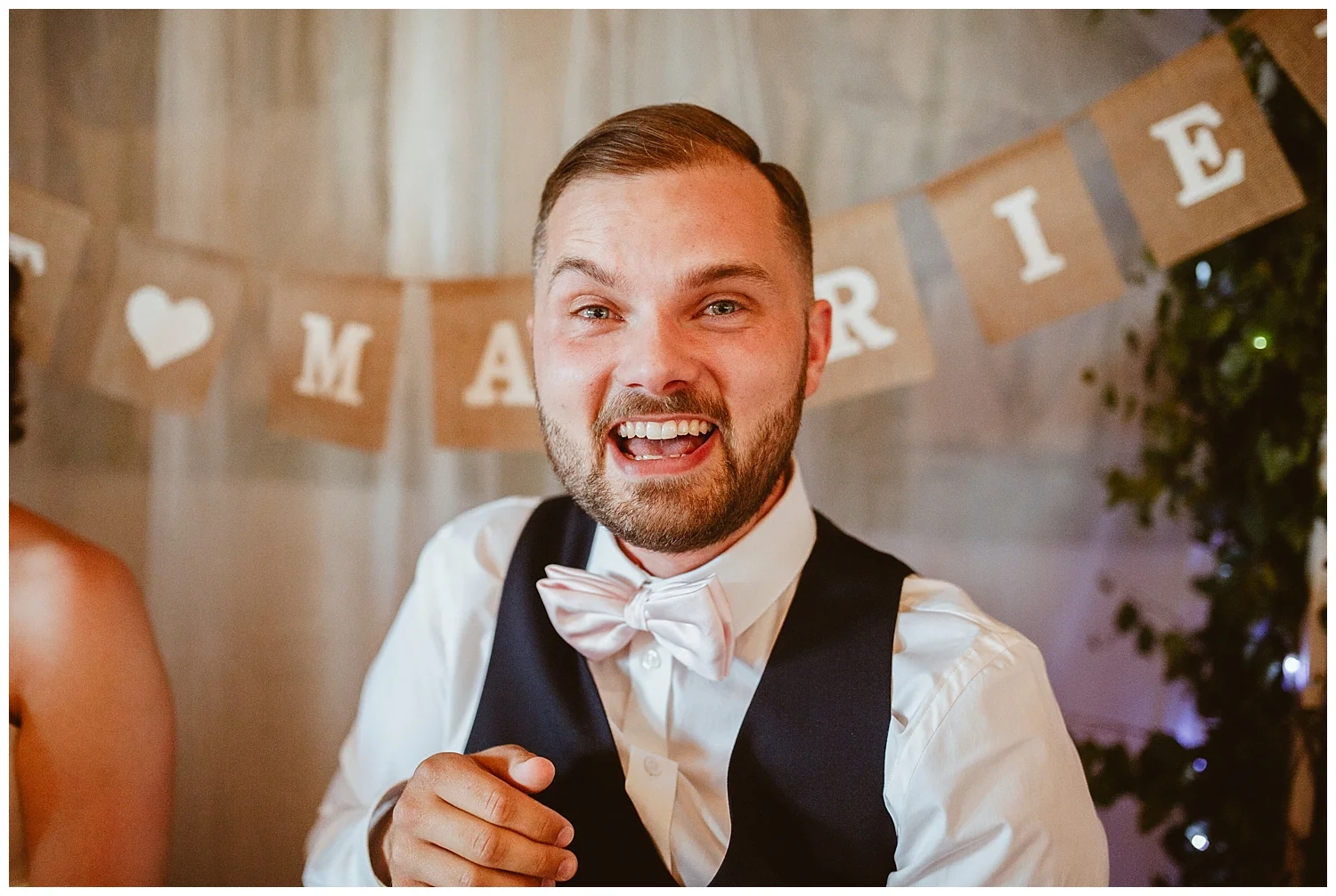 brollopsfotografstockholm_fotografannaejemo_viktoriarobertahlerup-45.jpg