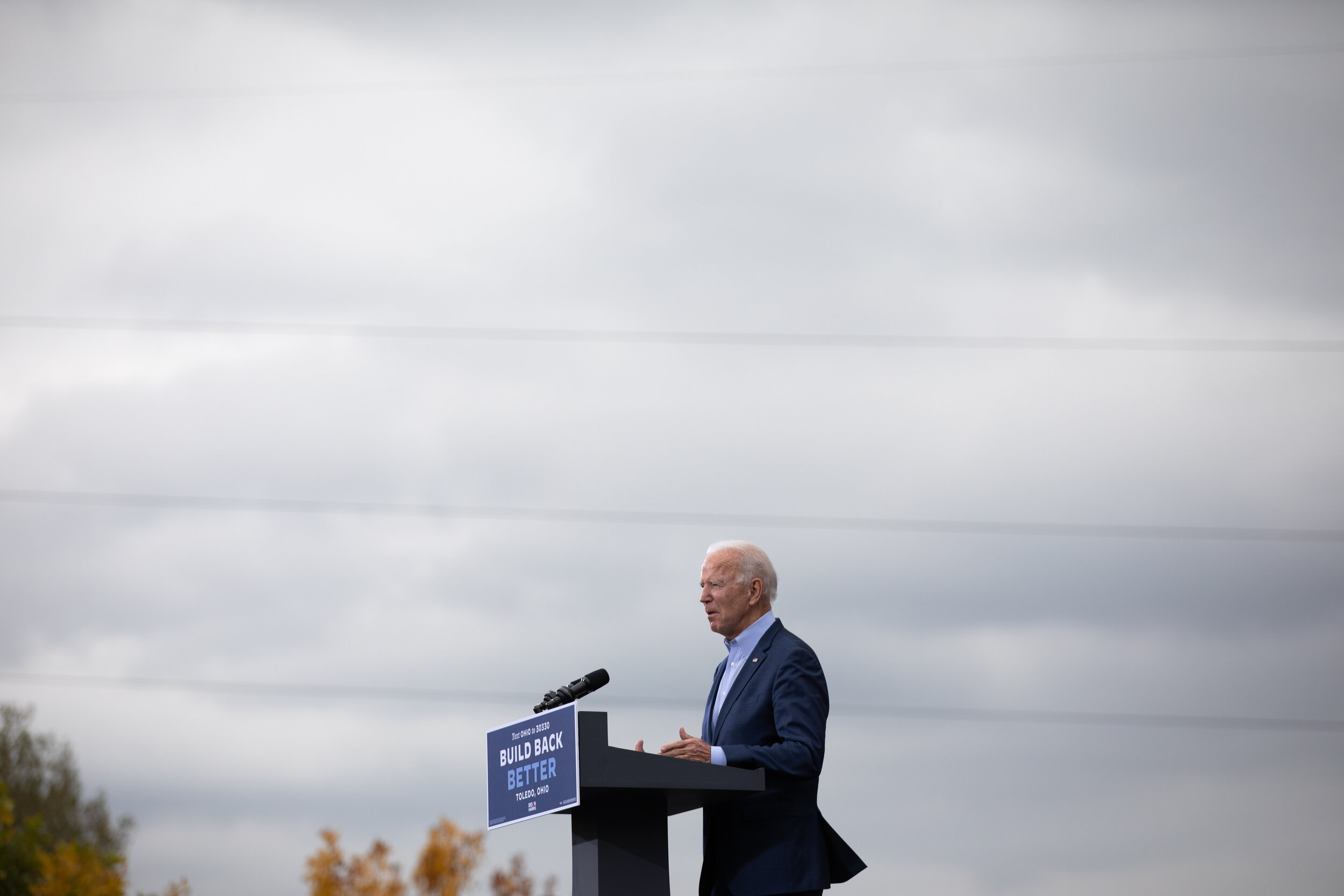  Former Vice President Joe Biden speaks about his “Build Back Better” agenda during a campaign event at UAW Local 14 Hall in Toledo, Ohio, on Monday, October 12, 2020. (Emily Elconin for The New York Times) 