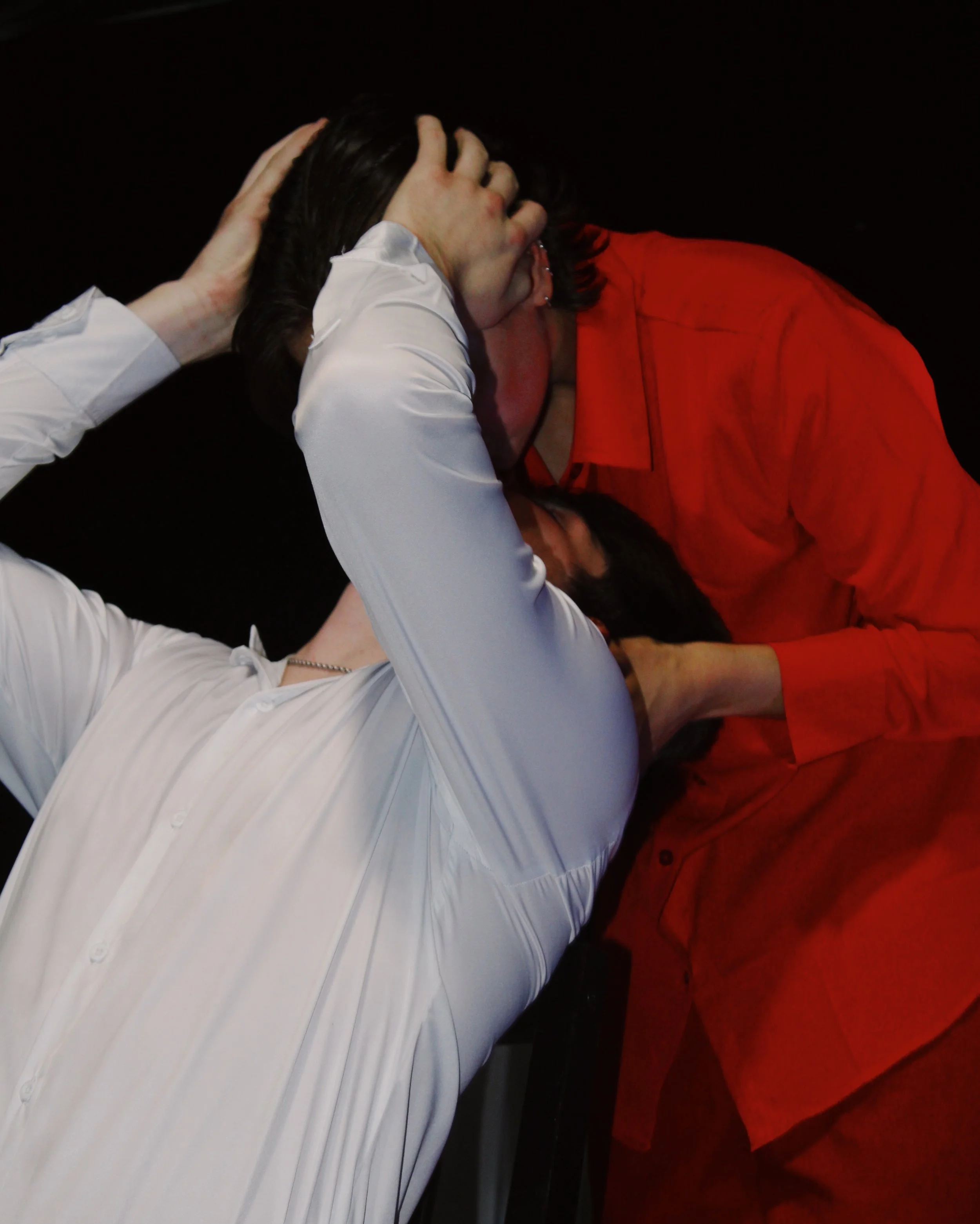 "Ultrasound" : Justo Cisneros