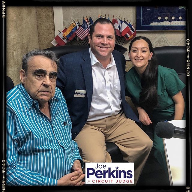 &iexcl;Siempre es un honor participar en el programa An&aacute;lisis Mundial con nuestro amigo Coronel Mat&iacute;as Far&iacute;as! #PerkinsParaJuez #VotaSoloPerkins #lapoderosa @lapoderosa670