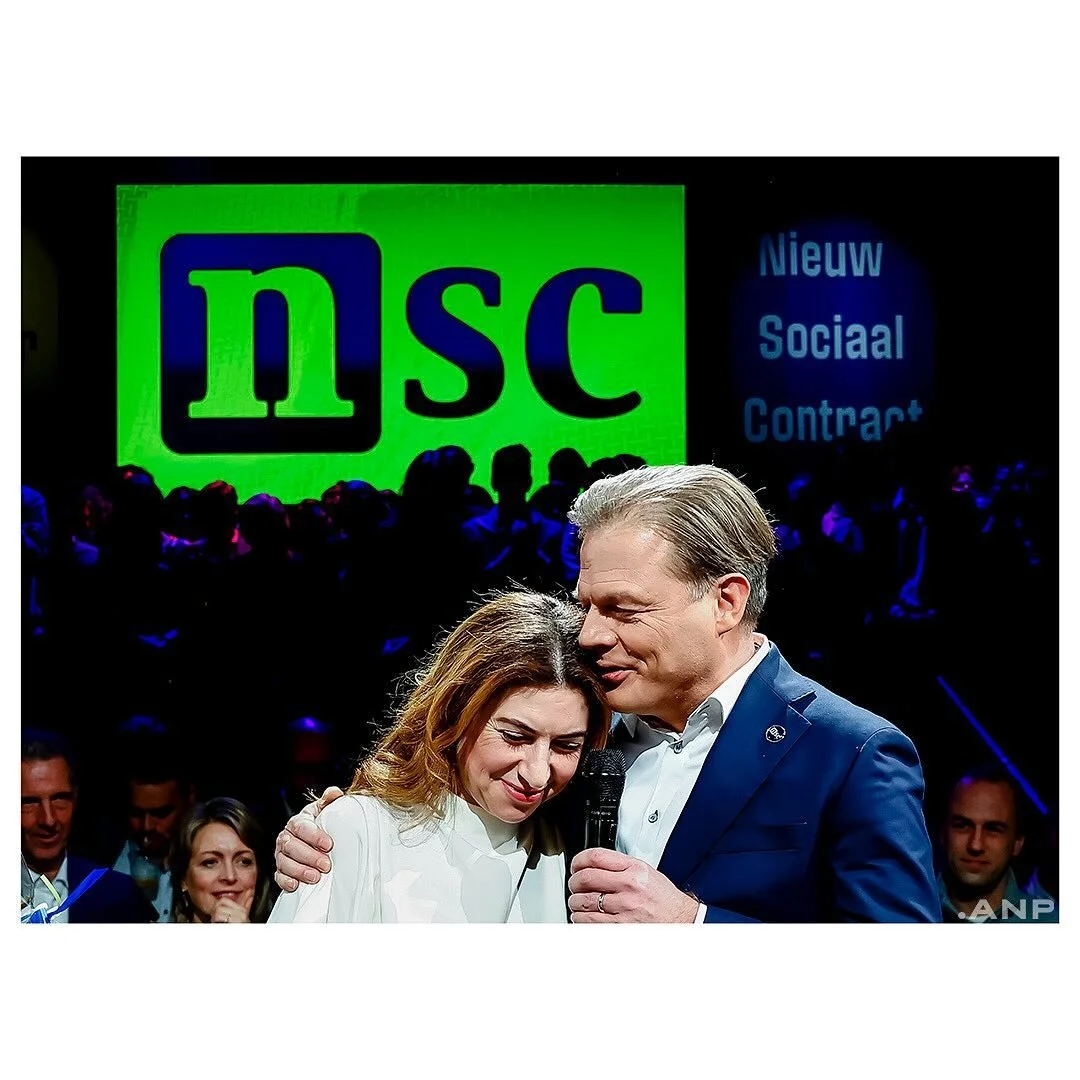 Vreugde bij Pieter Omtzigt, nadat zijn partij Nieuw Sociaal Contract bij de Tweede Kamerverkiezingen 20 zetels heeft gewonnen. 

@anpfoto.nl #verkiezingen #politiek #tk2023 #omtzigt #pieteromtzigt #nsc