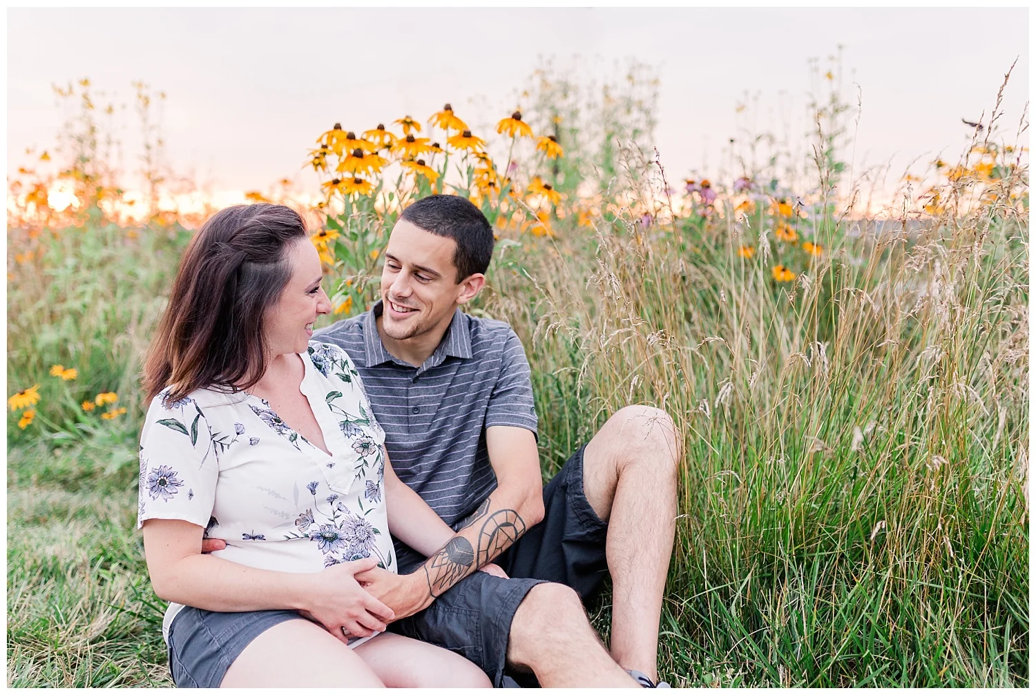 maternity pictures lititz pa wildflower field