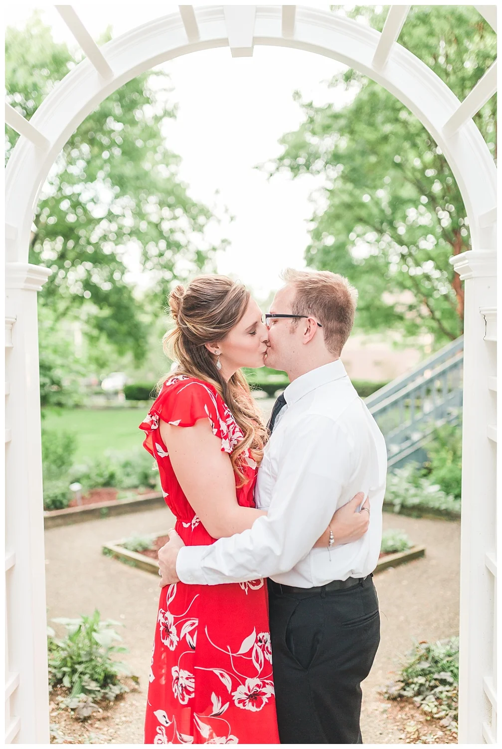 Lititz PA, Spring garden anniversary session