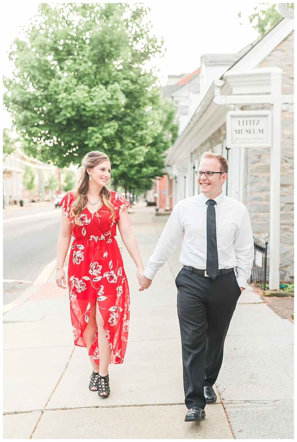 Downtown Lititz PA, spring anniversary session, what to wear