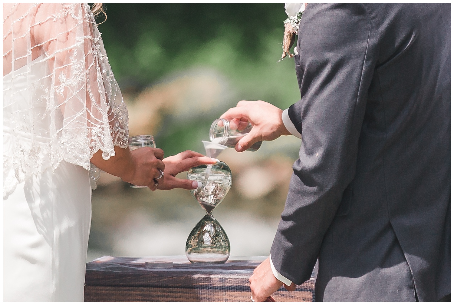 bride and groom, sand ceremony, outdoor ceremony, lancaster pa
