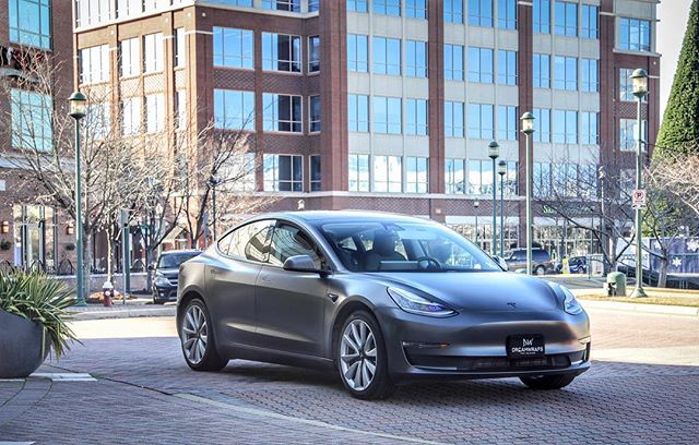 @kpmfusa Model 3 x Satin Nero 🌪