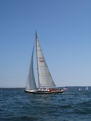 Town-of-Blue-Hill-sailing-Blue-Hill-Bay-Ellen-Best.jpg