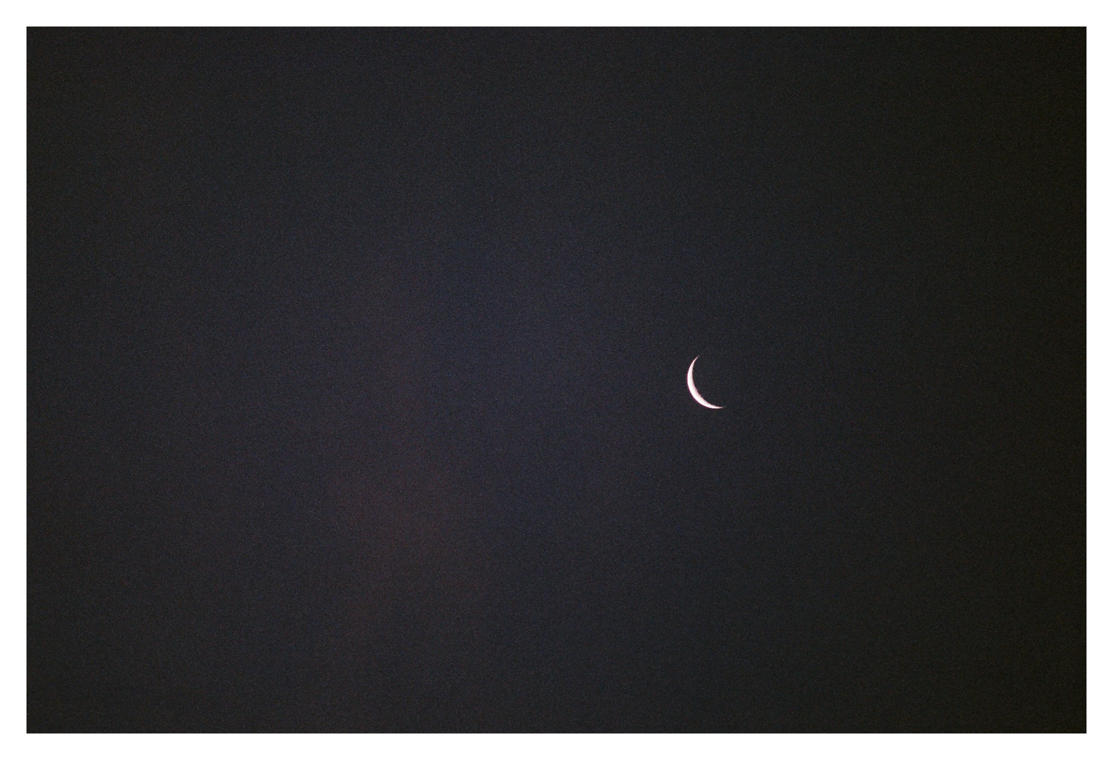 Crescent Moon_202106_4010011.jpg