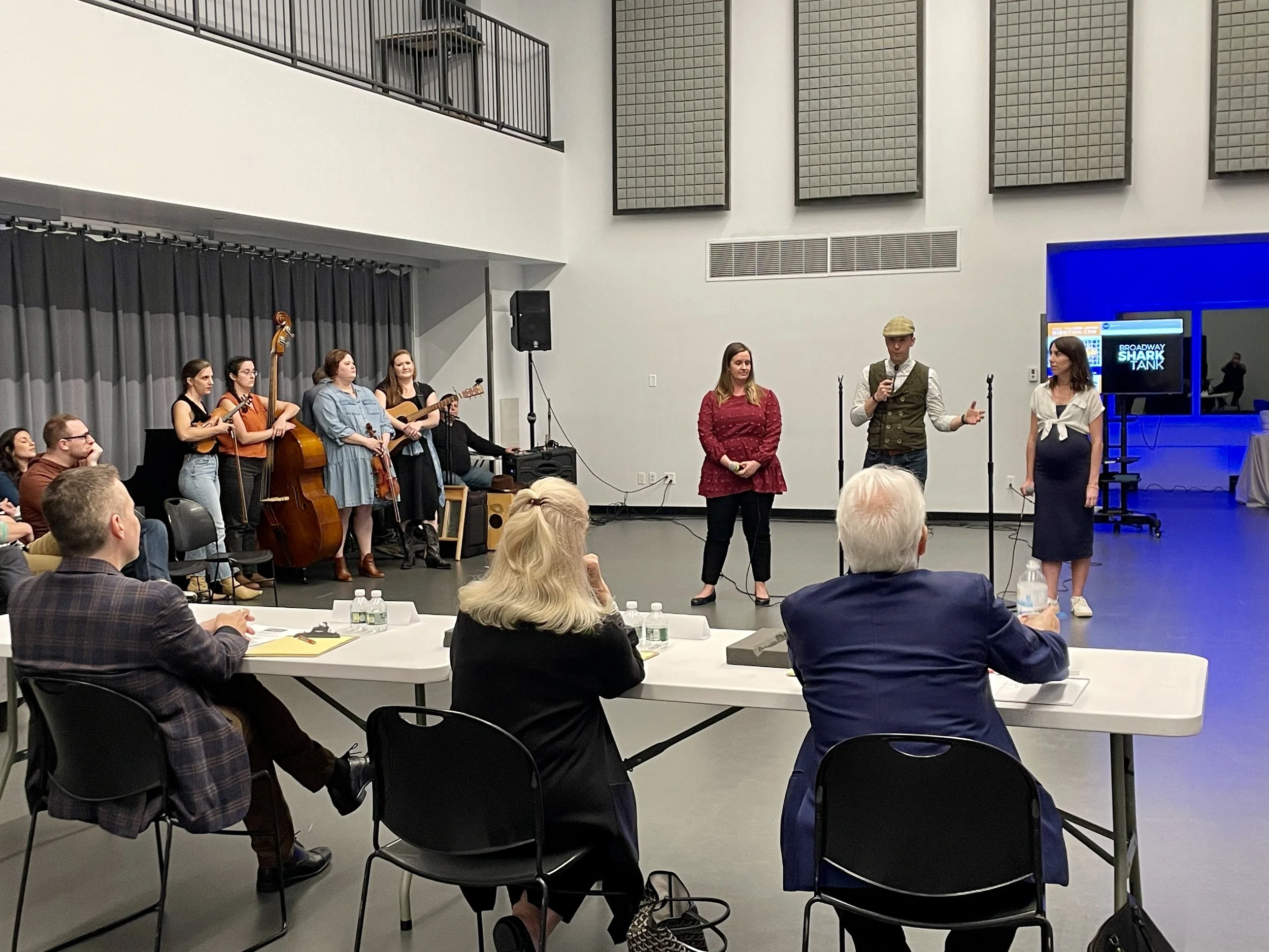 GoreeAllGirlsStringBand-Pitch-Writers.JPG