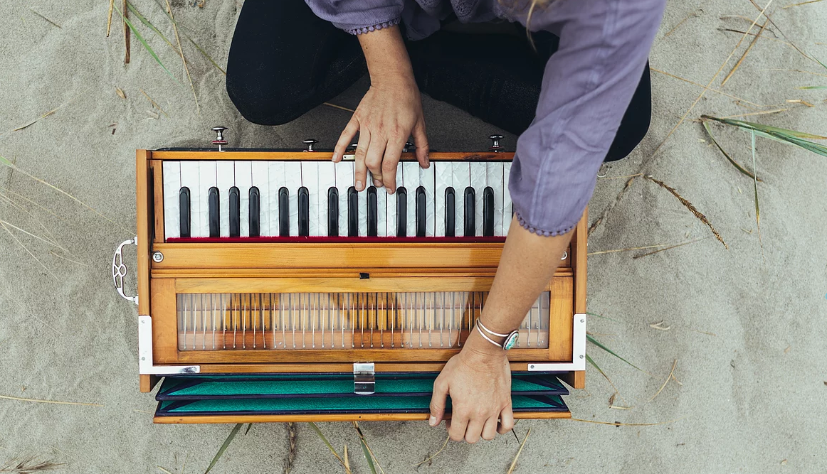 Evening of Bhakti: Chanting + Yin Yoga