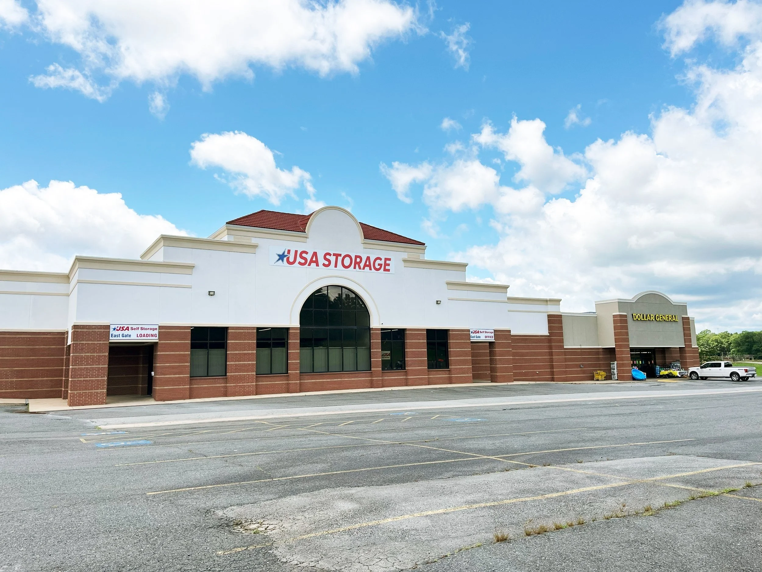 FOR SALE: USA Storage