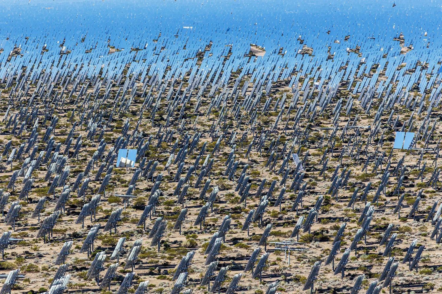Ivanpah Thermal Solar Plant, CA. Study #2 (35,34.1737N 115,27.9014W)