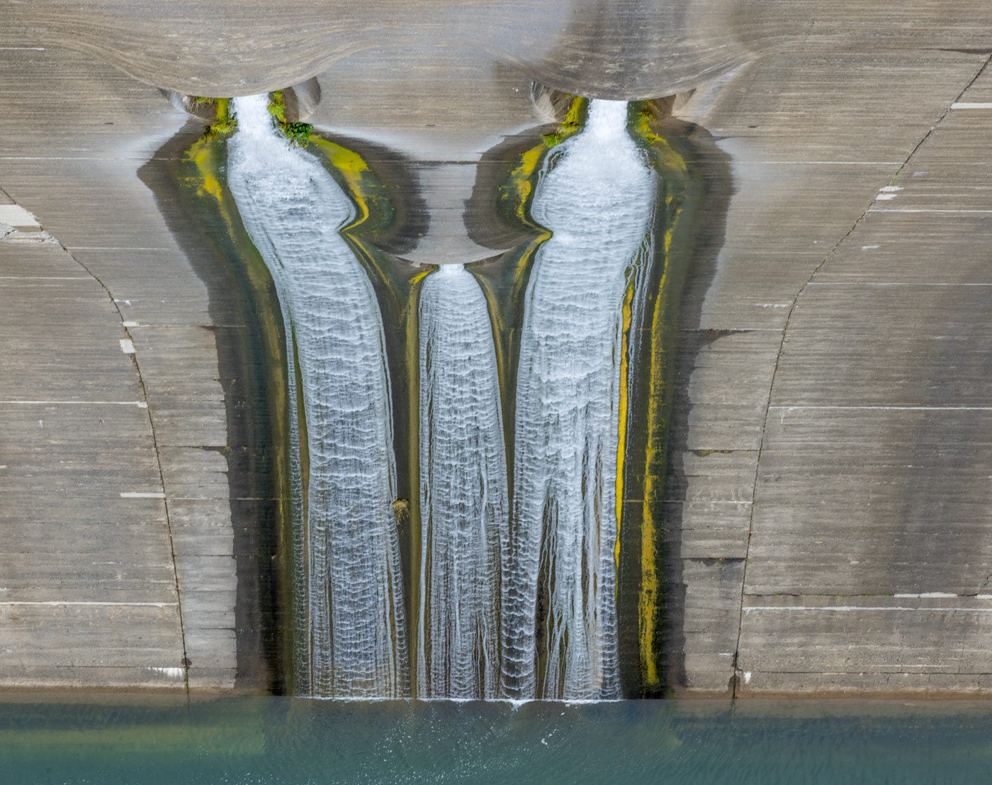 Spillway. Shasta Lake, Study #1. Redding, CA. 2022 (40°43'6.198" N 122°25'8.43" W)