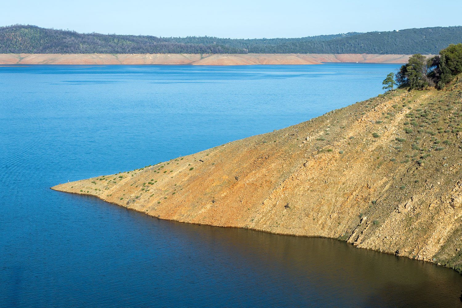 Fishing at the Point. Lake Oroville Reservoir. Oroville, CA. 2022 (39°33'5.868" N 121°25'47.106" W)