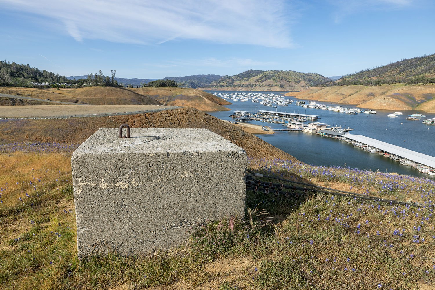 Stranded Marina Anchor. Lake Oroville Reservoir. Oroville, CA 2022 (39°31'54.018" N 121°27'17.928" W)