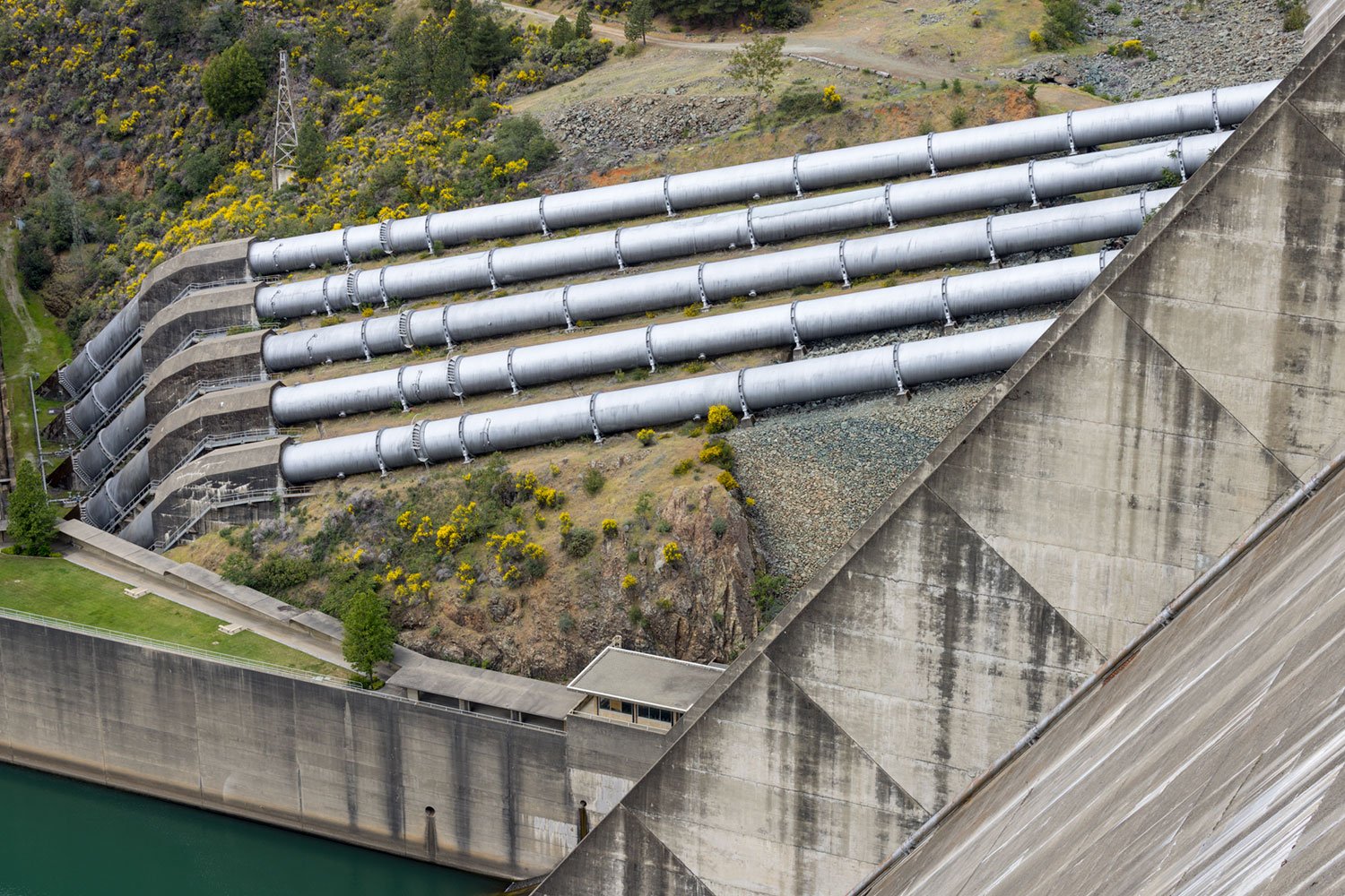 Spillway. Shasta Lake, Study #2. Redding, CA.  2022 (40°43'3.156" N 122°25'3.714" W)