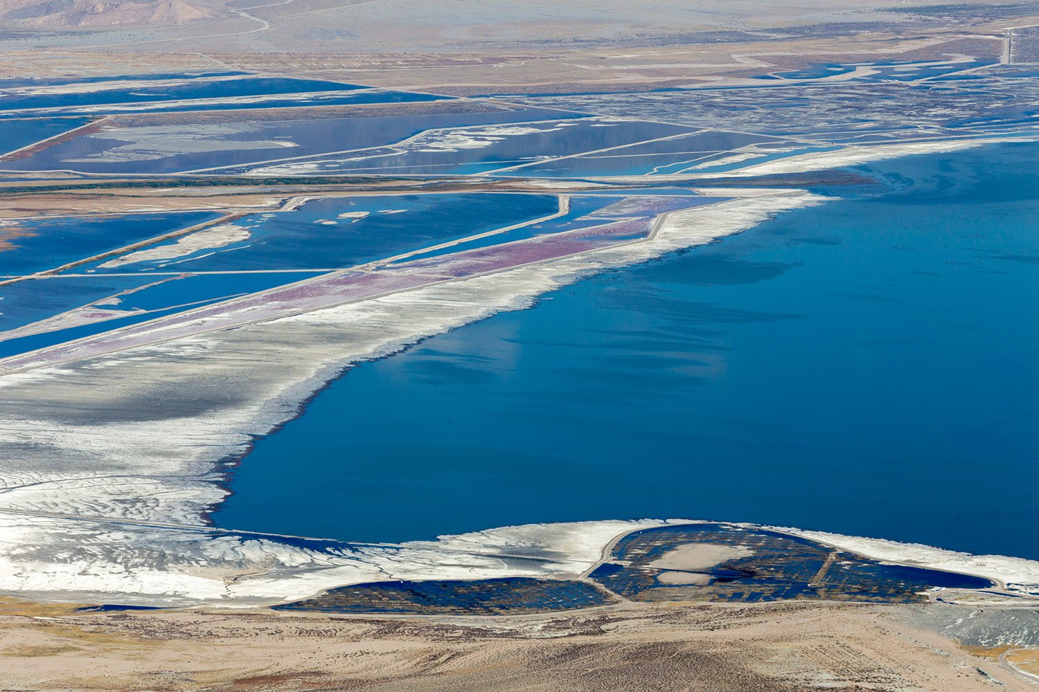 Owens Lake, Dry Lakebed. Lone Pine, CA. Study #8. 2023 (36°28'53.34" N 118°5'35.436" W)