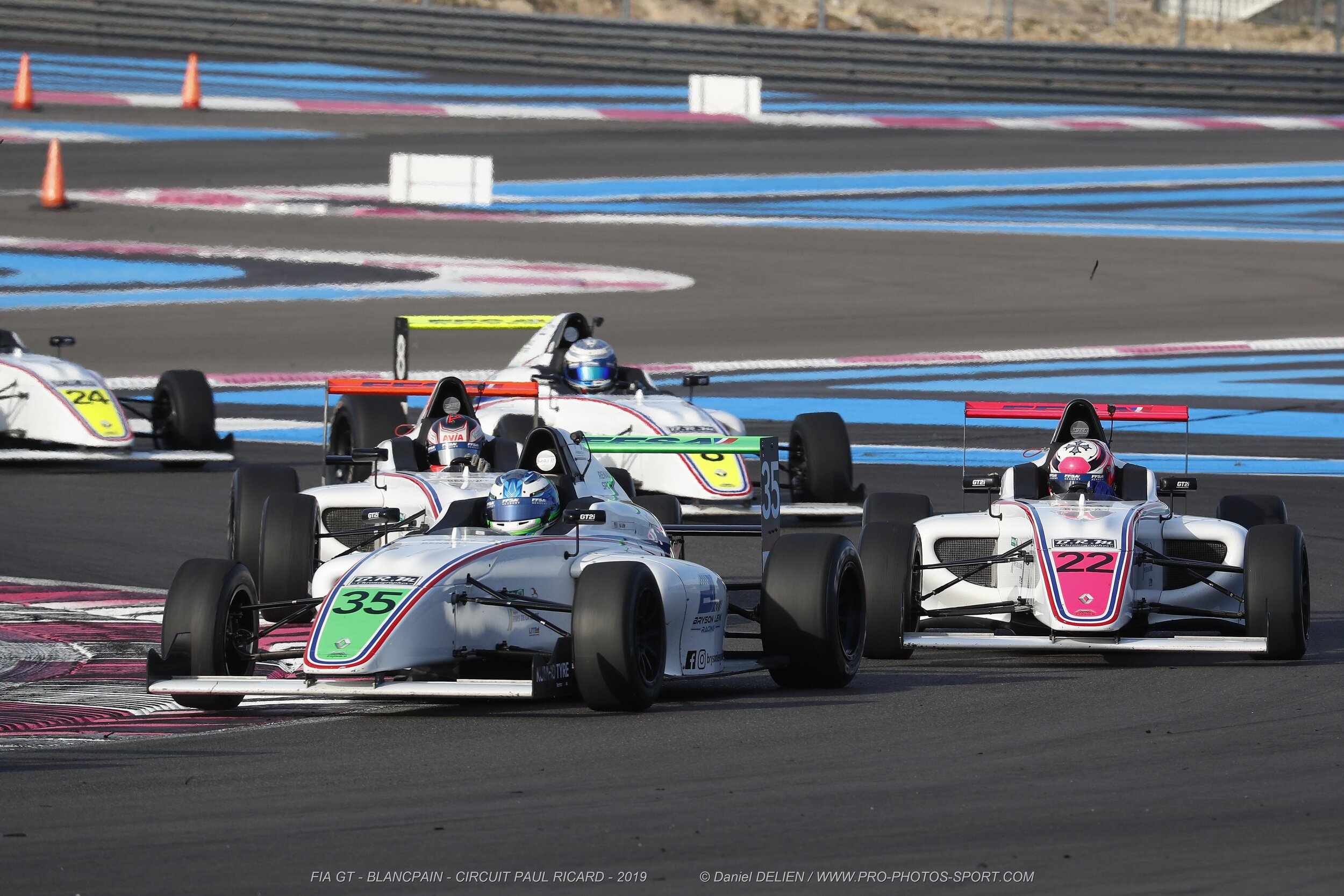 CHAMPIONNAT-DE-FRANCE-F4-PAUL-RICARD-2019-Taille-5-(00468033).jpg