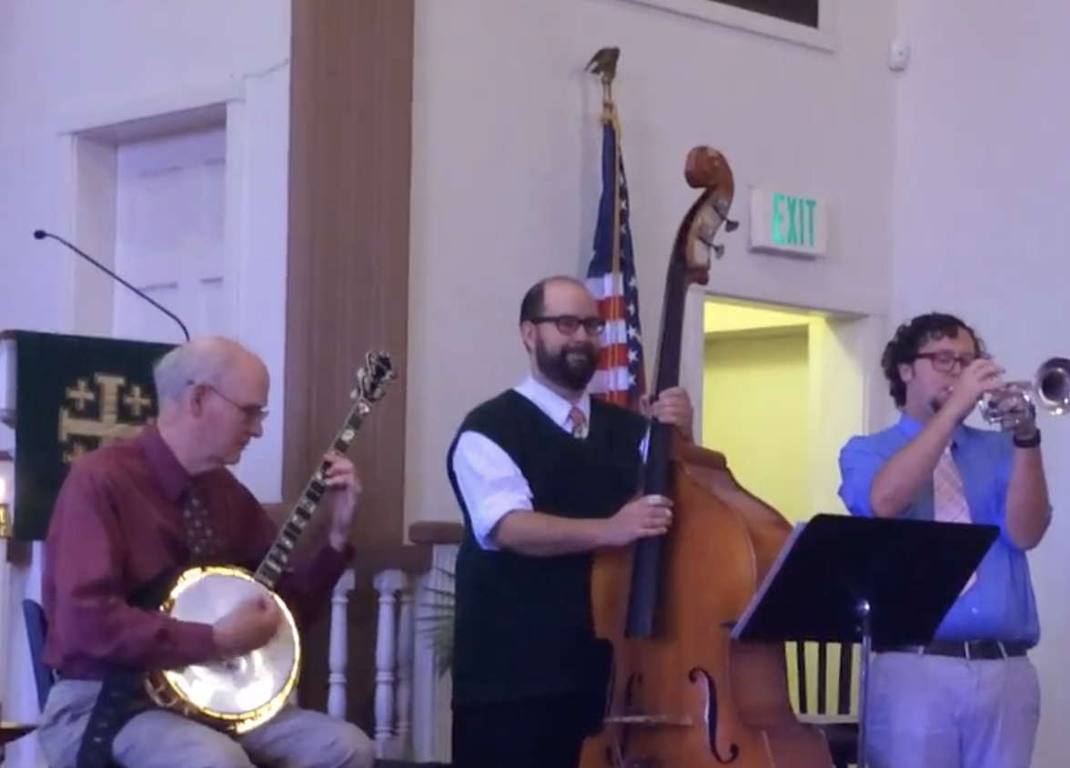 Hot City Jazz Trio Performs "When The Saints Go Marching In" at Bethany