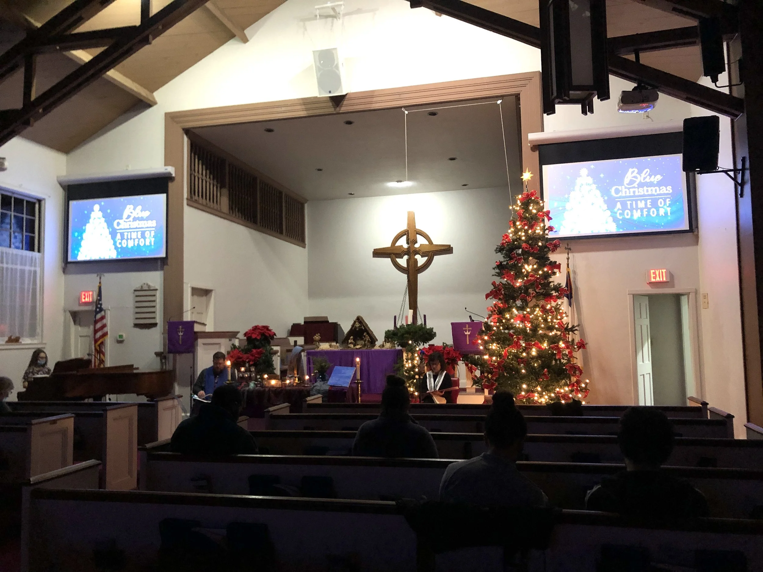 "Blue Christmas" Service Offered Solace &amp; Comfort