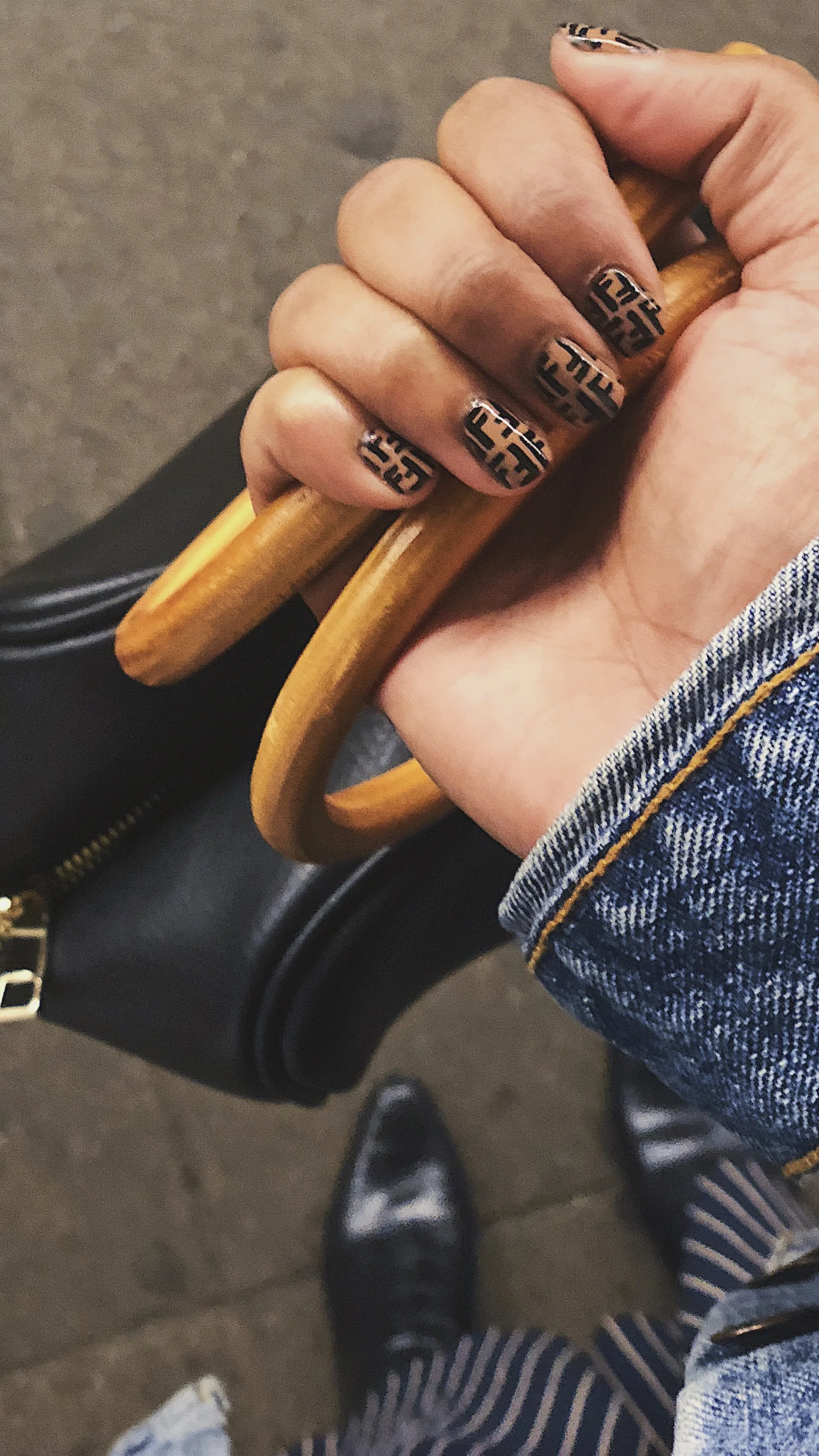 megglemynails_062_fendi.jpg