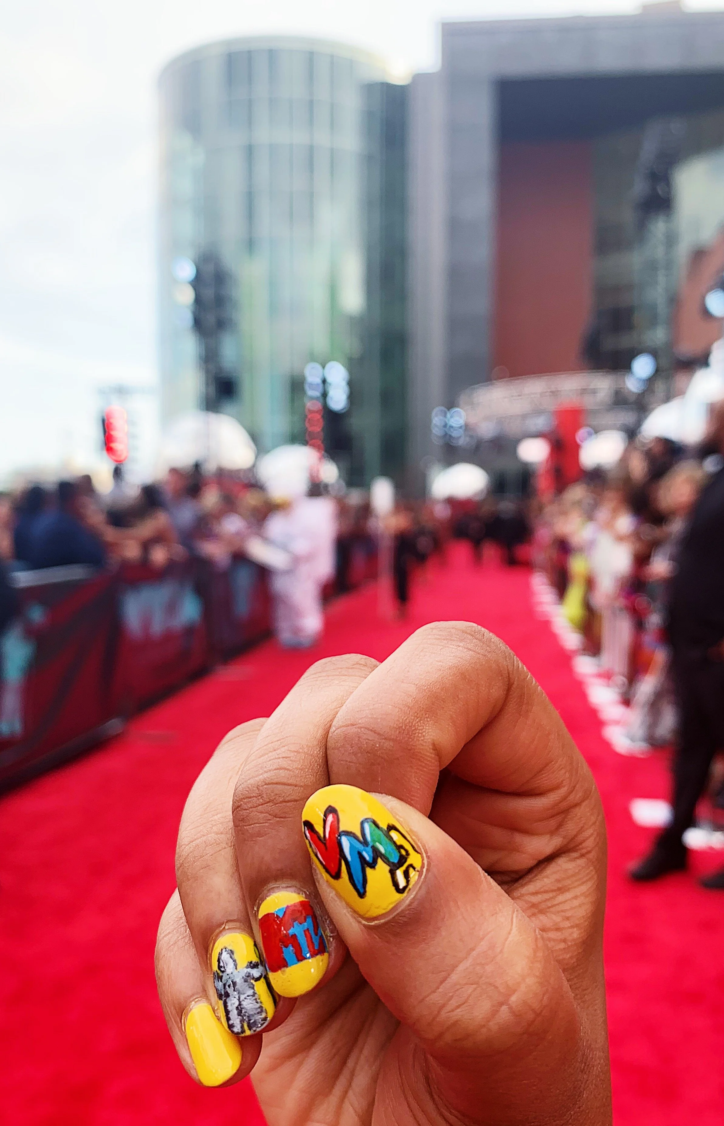 megglemynails_090_vma2019.JPG