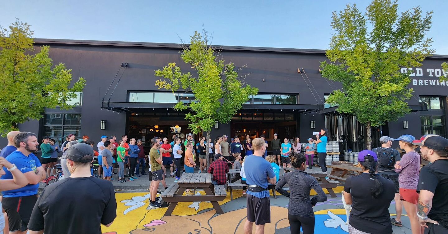 Hope you enjoyed the sun the past few days, we sure have! We're at @oldtownbrewingco tomorrow. Remember to bring your headlamps and reflective gear. We'll have extra vests if you need one. 6:30pm meet, 6:45pm step off. 🍻 
.
.
.
I do remember how to 