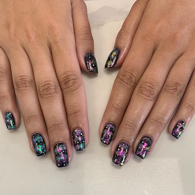 Galaxy 🌌 vibes
/
/
/
/
/
/
/
/
/
/
/
#nailswag #nailsofinstagram #opi #nailsoftheday #topcoatnailbar #dowhatyoulove #kupa #kupatv #gel #gelextensions #apres #apr&eacute;s #gamechanger #bestinthegame #lovewhatyoudo #lovemyjob #treatyoself #apr&eacute
