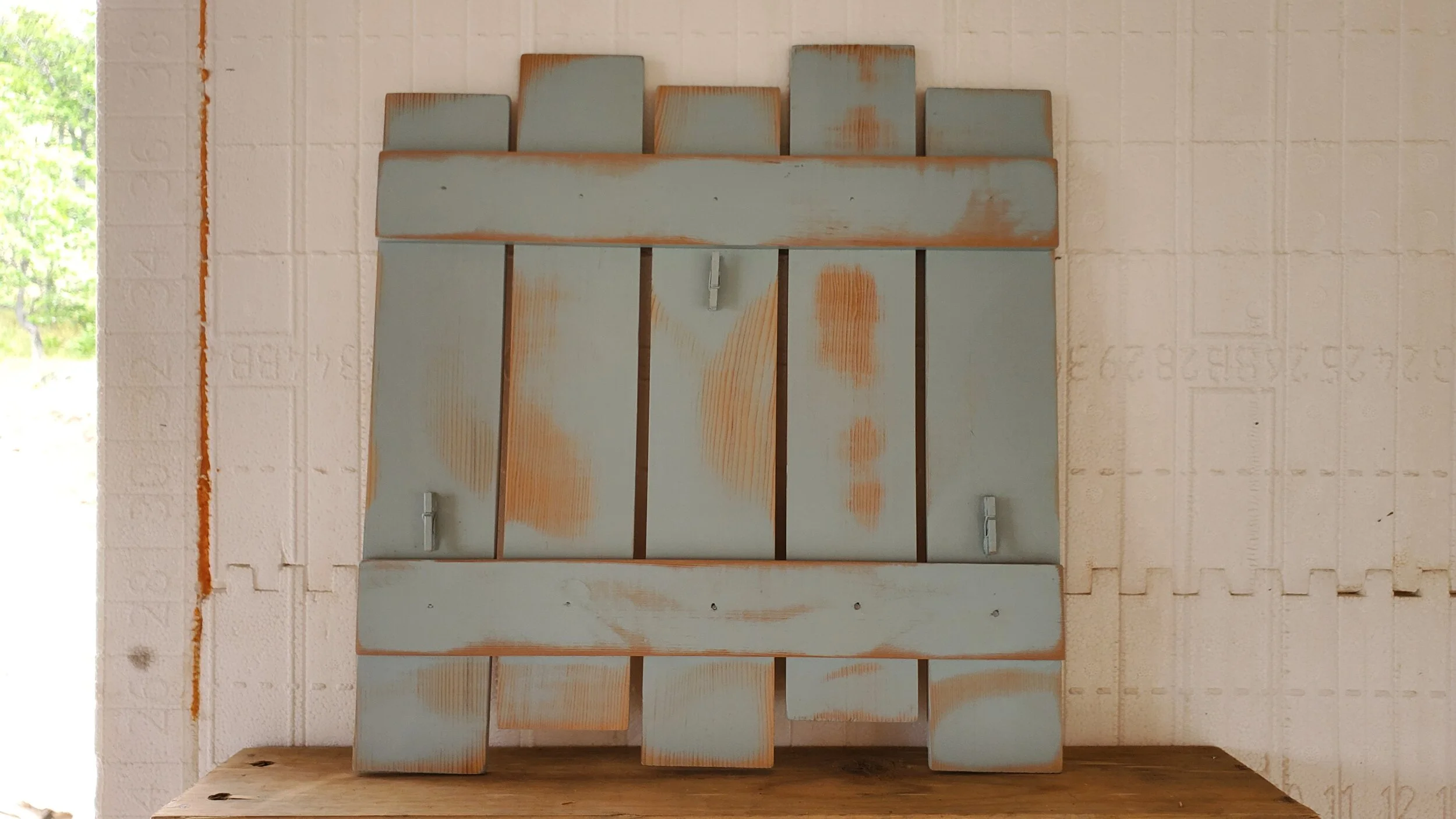 DIY Picket Frame Instruction
