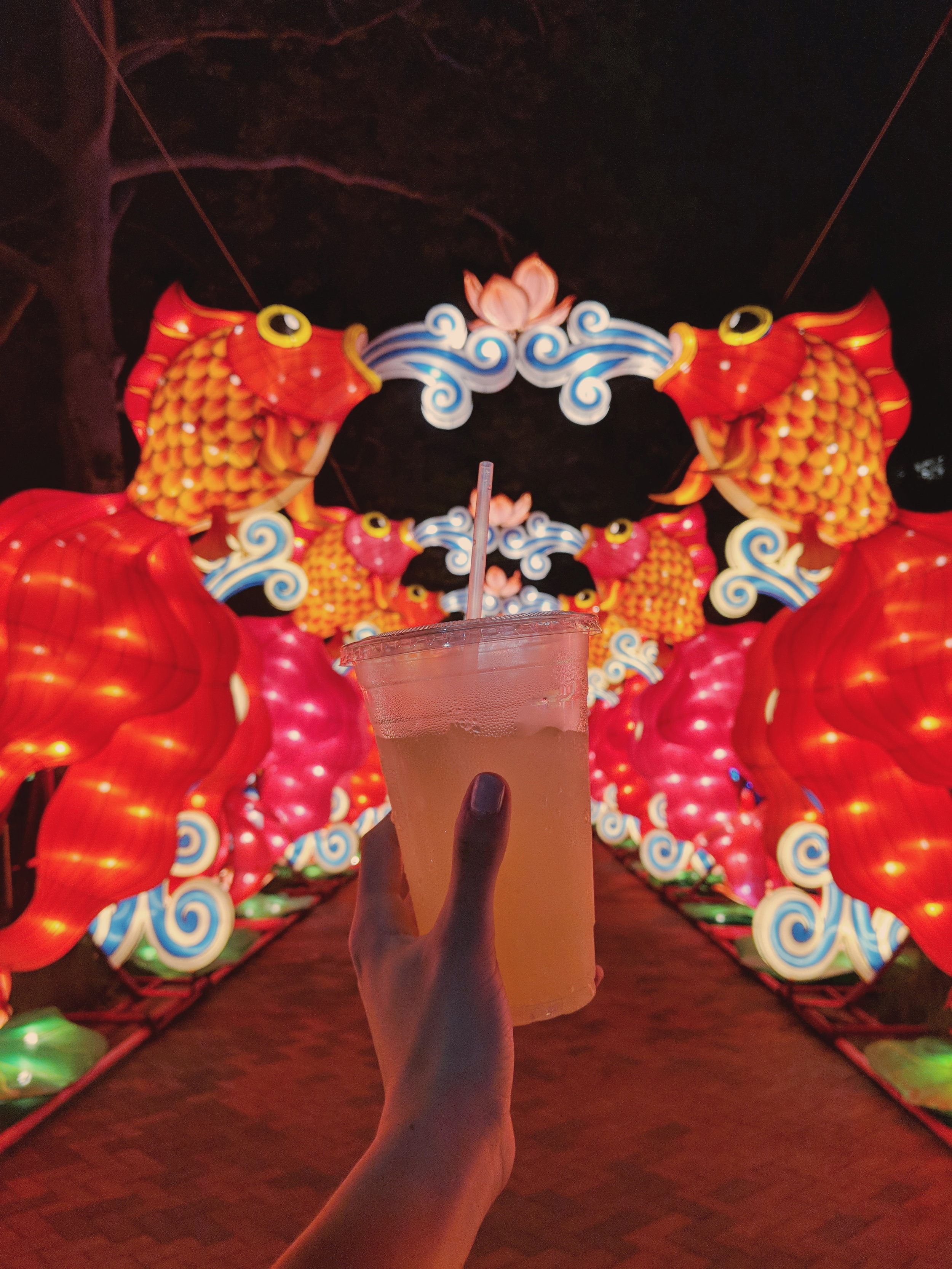 lantern1.jpg