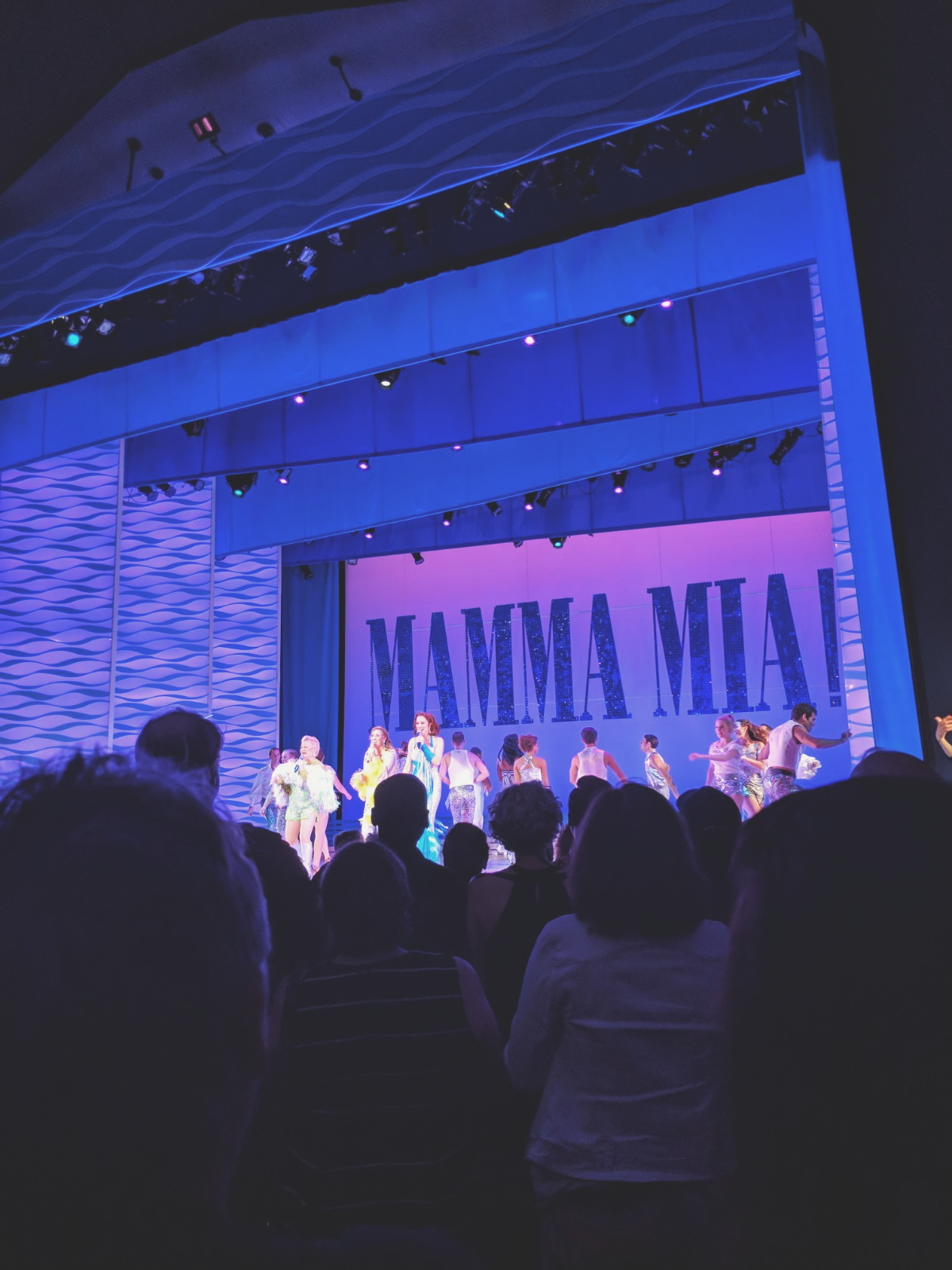 mammamia4.jpg