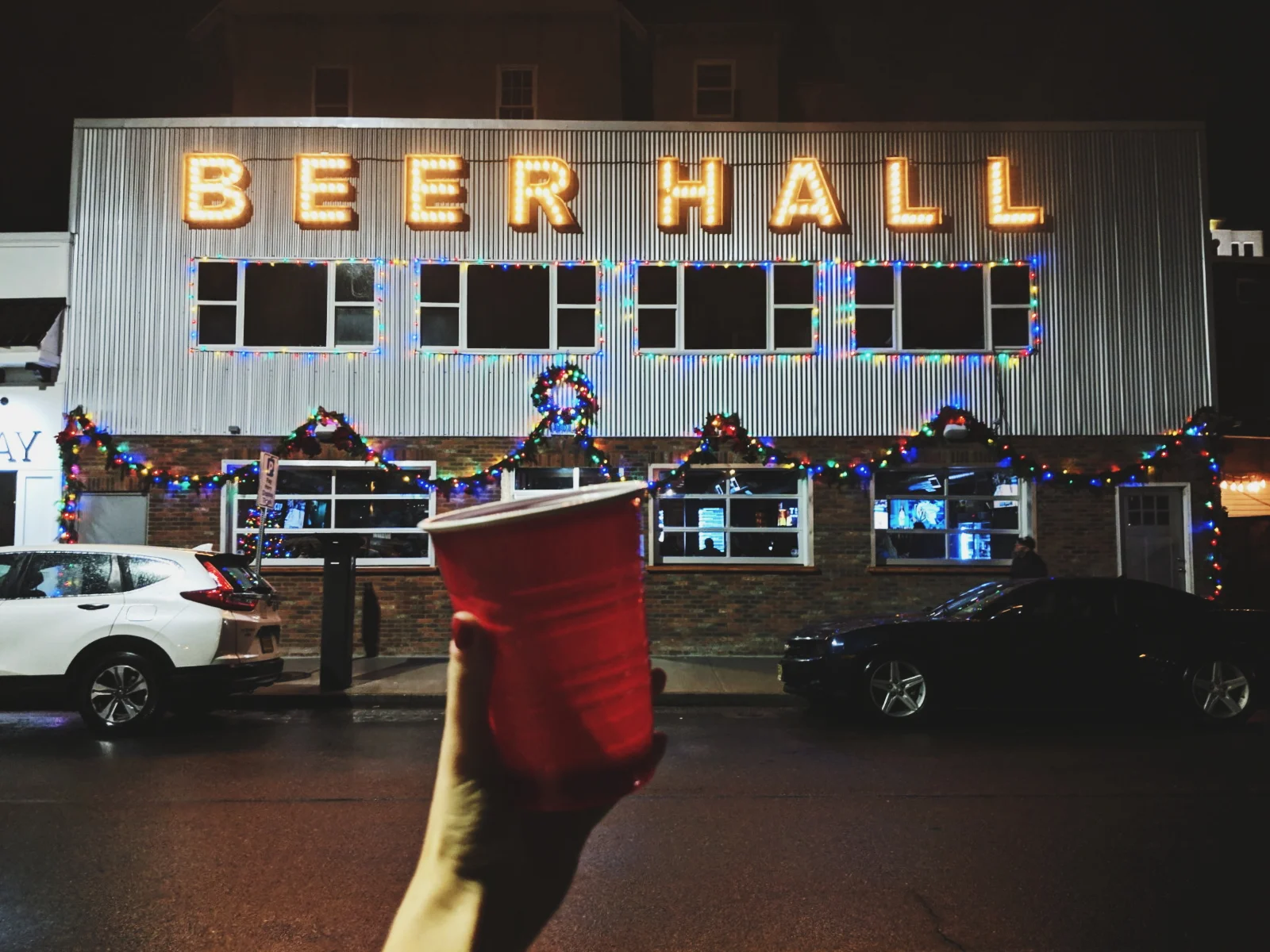 beerhall1.jpg