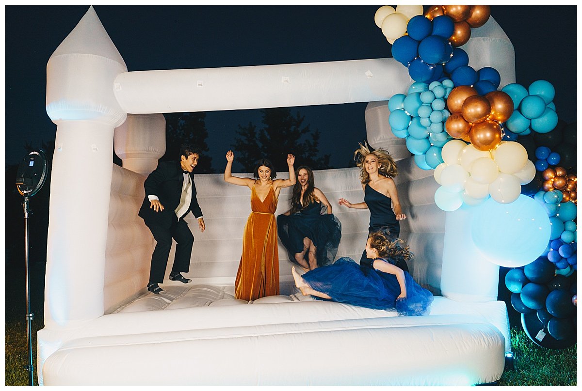 8 Entertainment Ideas for a Wedding Reception