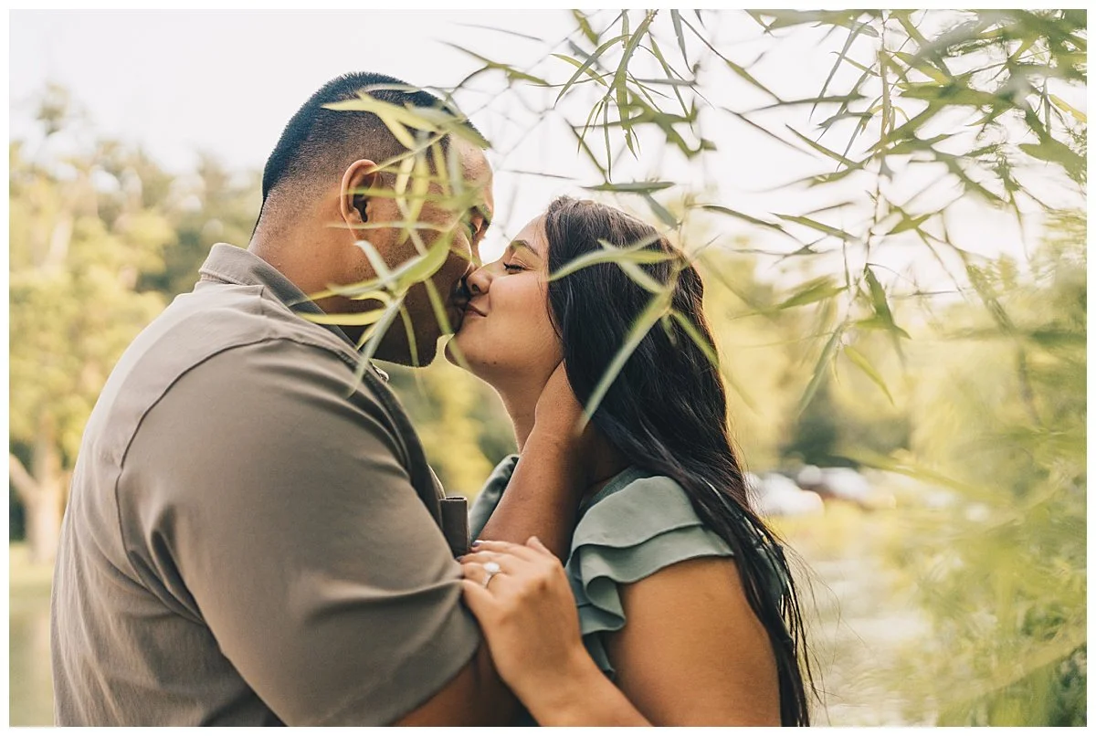 What to Wear for Your Fall Engagement Session in Nashville
