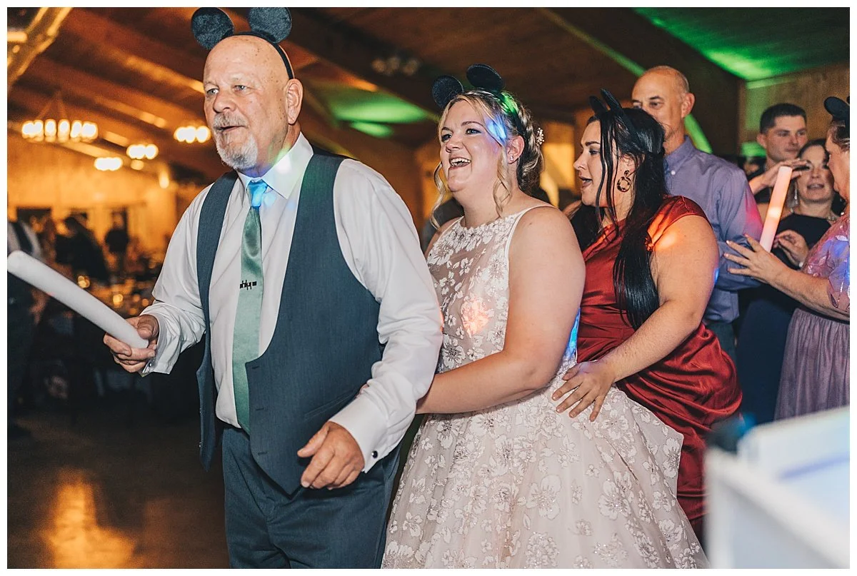 The Real Wedding Day Timeline: How Long Photos Actually Take 