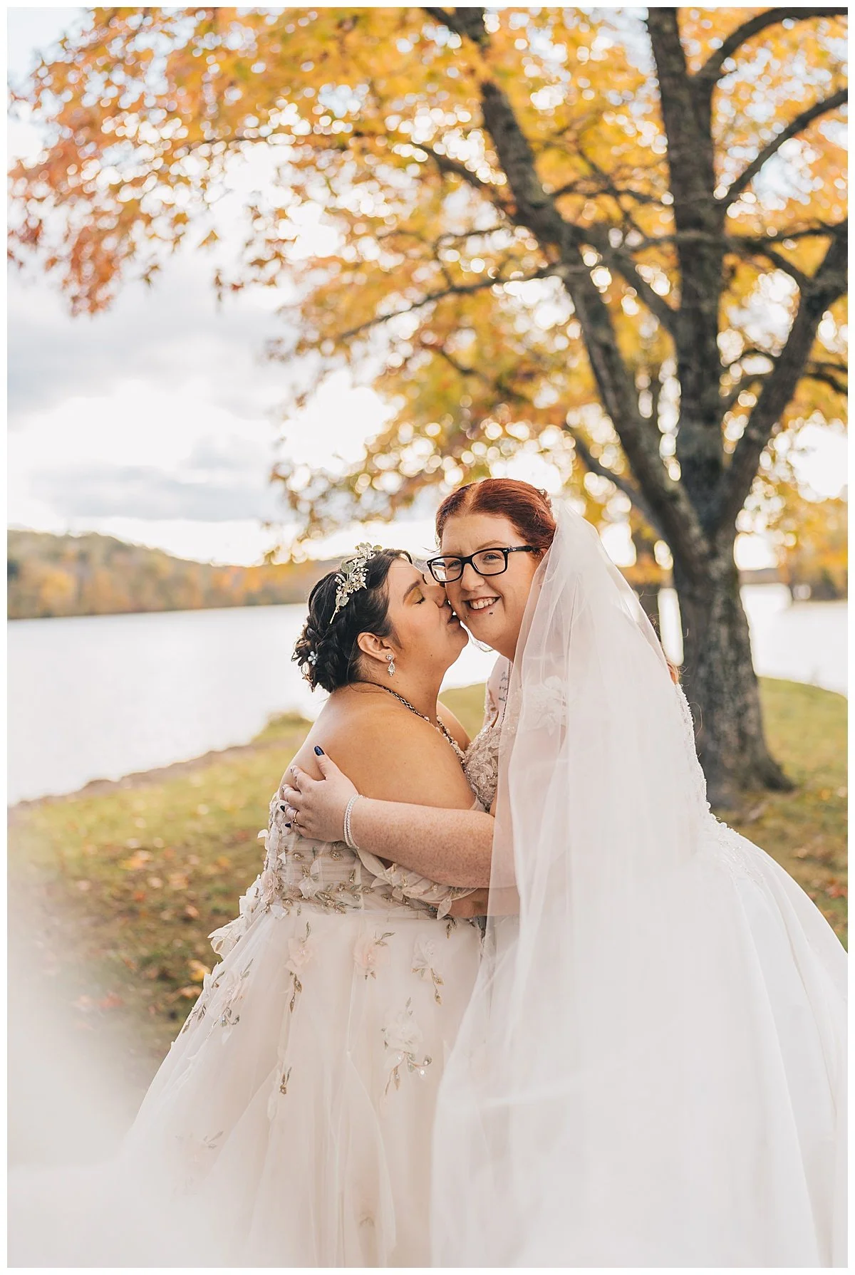 How to Choose Between a Saturday vs. Friday Wedding (Nashville Photographer's Guide)