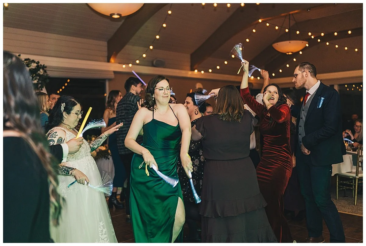 What Guests Actually Remember About Weddings | Where to Spend 