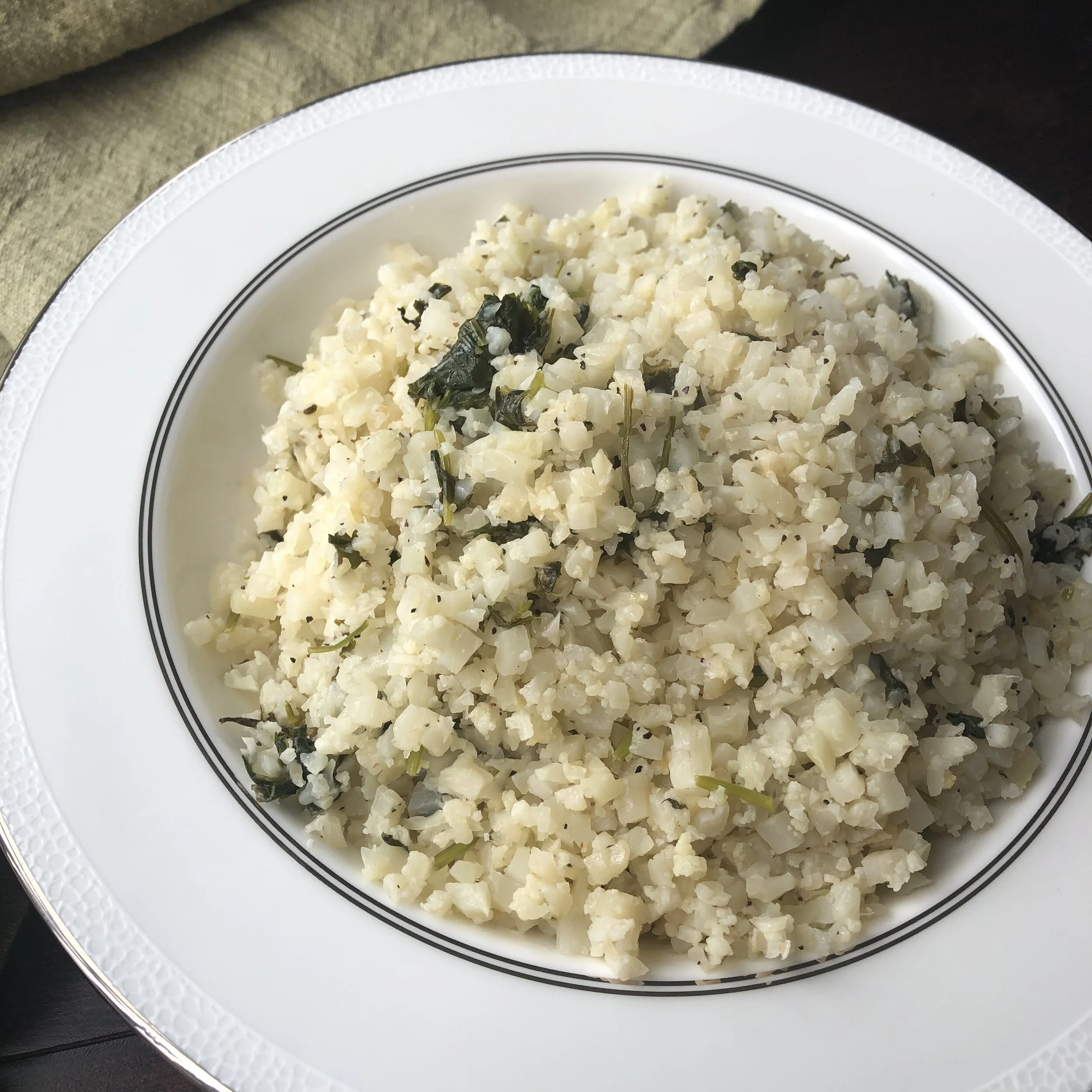Whole30 Cilantro Lime Cauliflower Rice