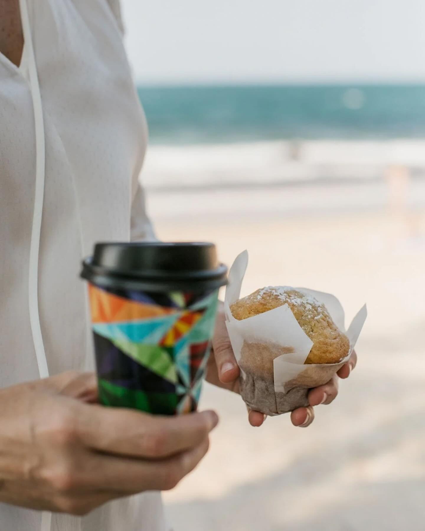 Looking for a quick bite during your busy week? Look no further than Boardwalk Bistro Kiosk! 

Indulge in our freshly baked muffins, granola, baguettes, salads, fruit salads, coffee, smoothies and more. Open every day from 6:30am, it&rsquo;s your gat