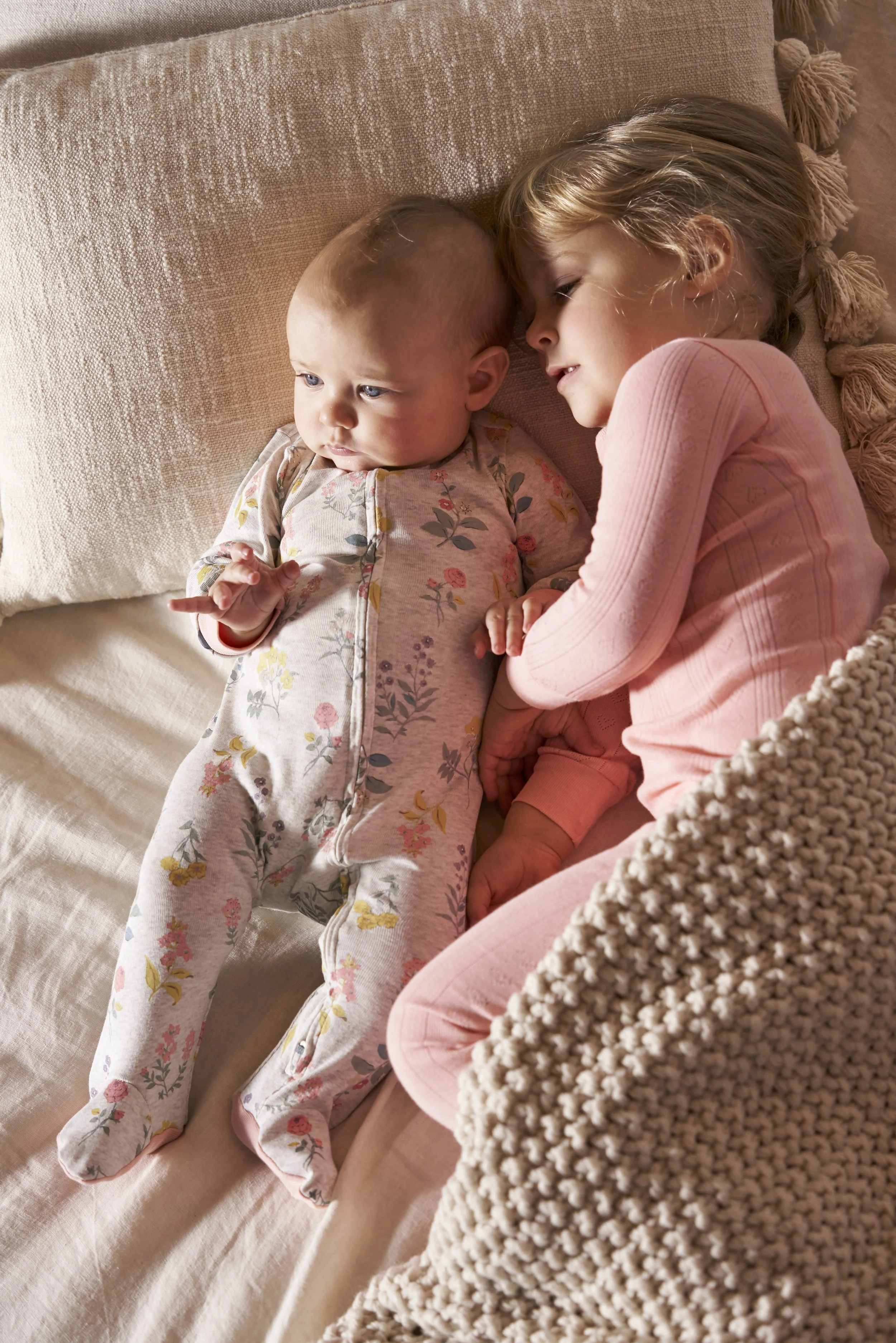 LP_S21_01_Sibling_PJs_02_07739.jpg