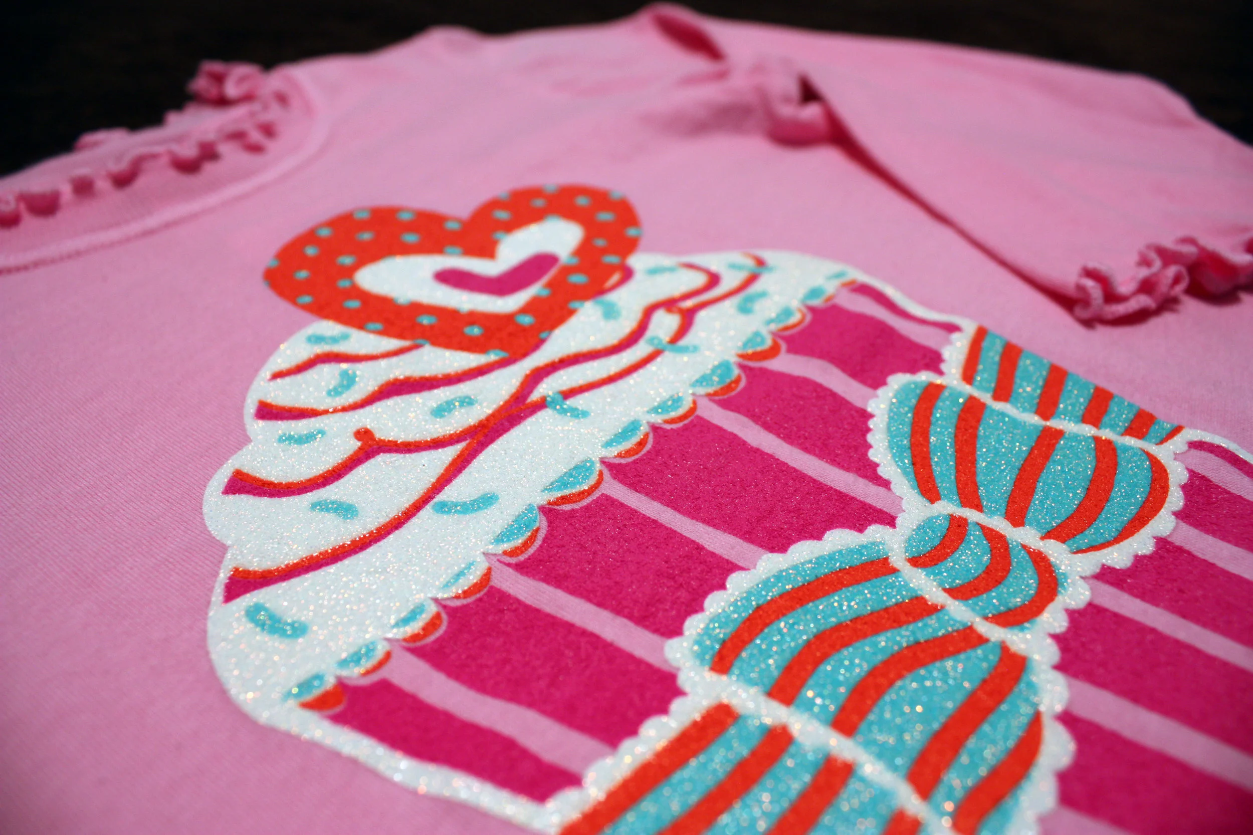  5-Color Separation for  Flap Happy . 5th Screen Duplicated from White + Blue Screens to Print Crystalline Glitter. 