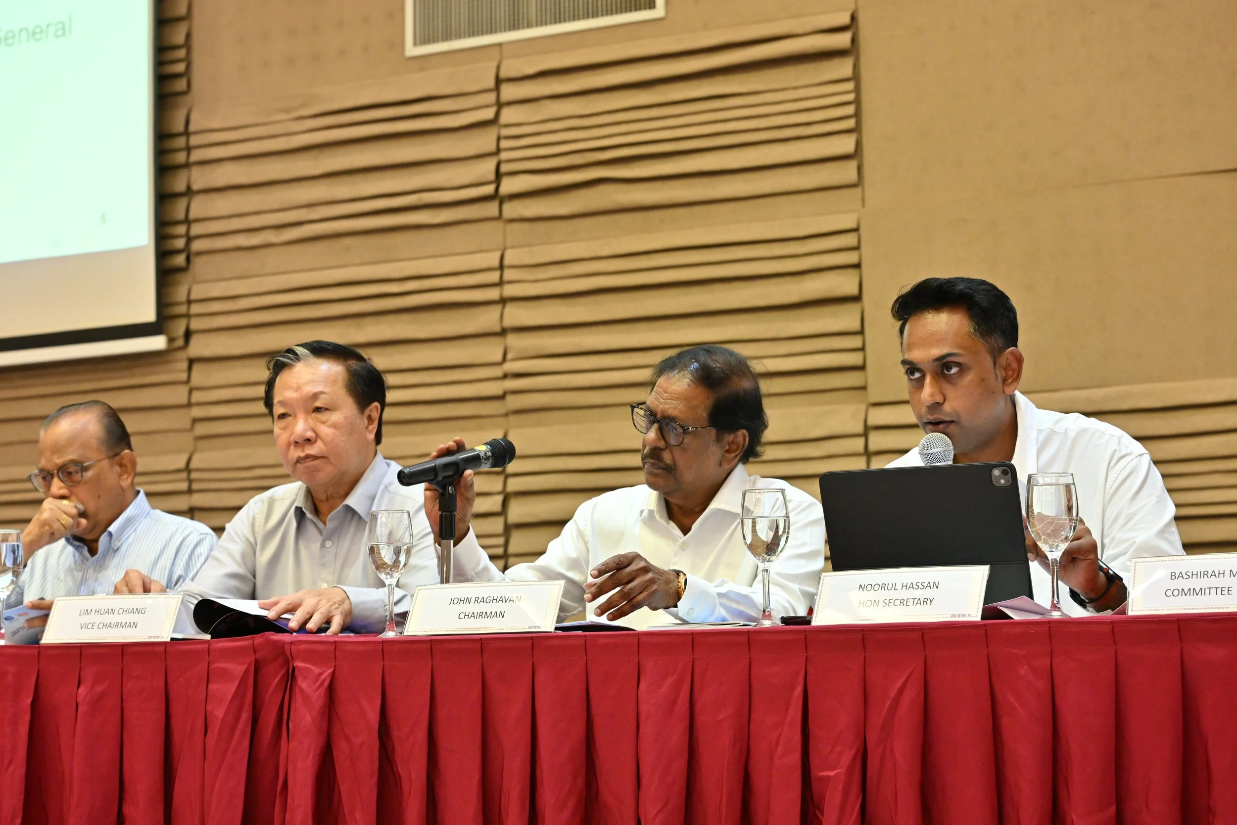 SGS AGM 0208.jpg