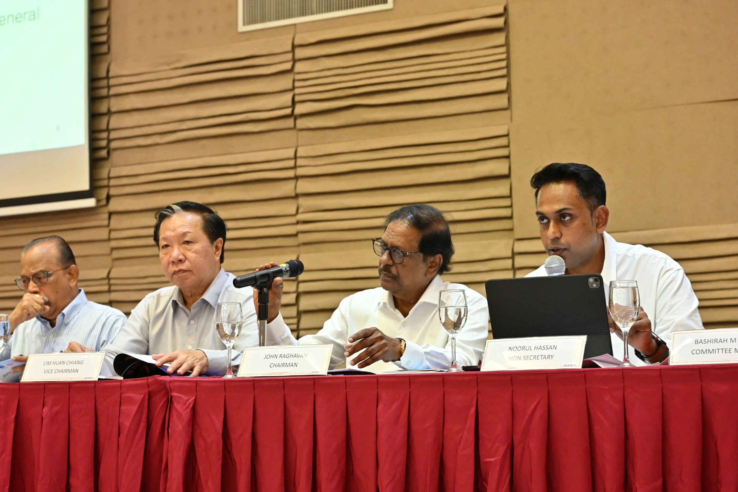 SGS AGM 0207.jpg